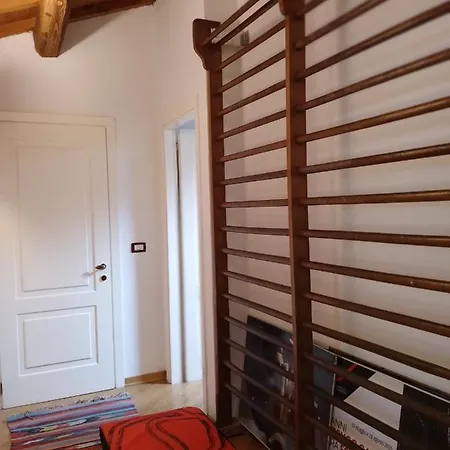 Apartment Super Mansarda Con Torretta, Giardino E Posto Auto