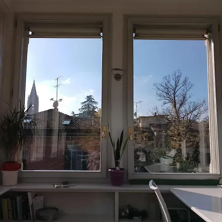 Super Mansarda Con Torretta, Giardino E Posto Auto *