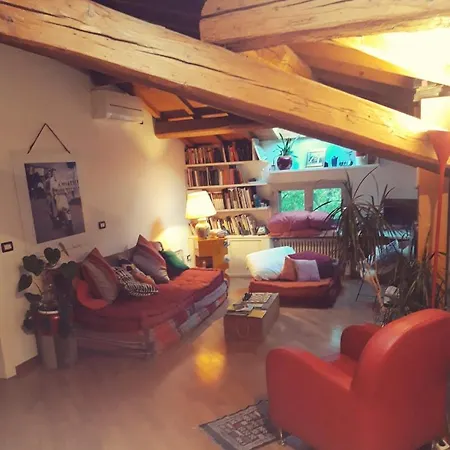 Super Mansarda Con Torretta, Giardino E Posto Auto Διαμέρισμα