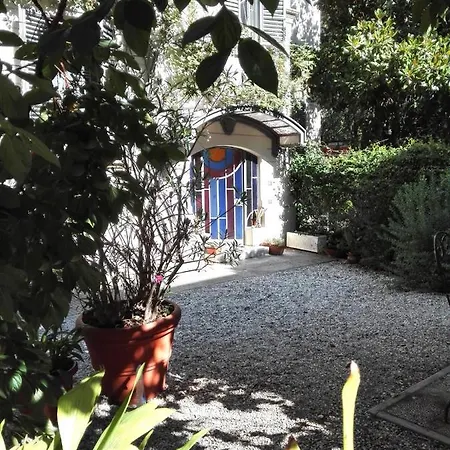 Διαμέρισμα Super Mansarda Con Torretta, Giardino E Posto Auto *